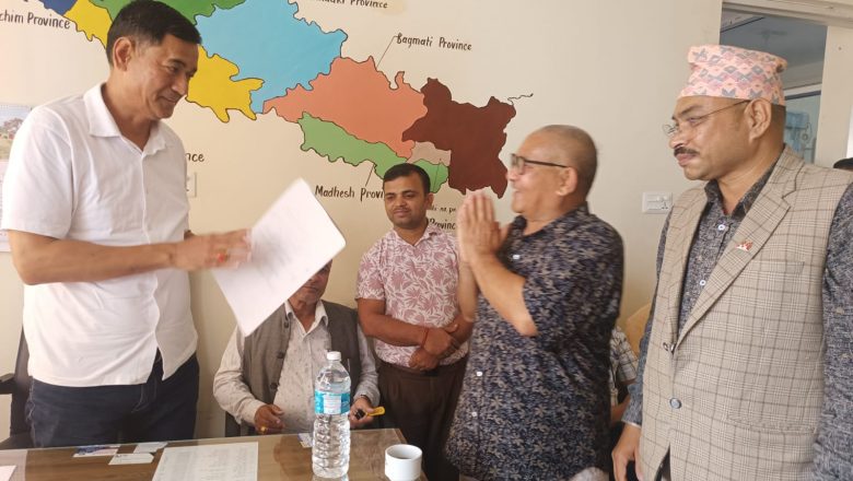 ईलाका प्रशासन कार्यालय बेल्टारमा स्थापनाका निम्ति सिफारिसका लागि बजारबासीको नगर प्रमुख लामालाई समक्ष आग्रह ।