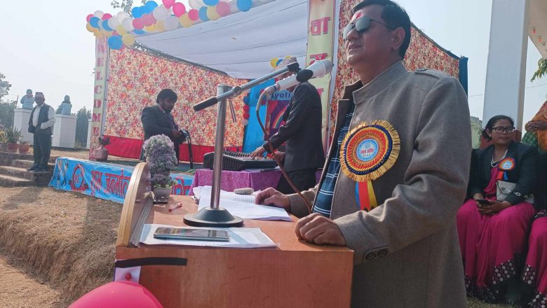 चौदण्डीगढी नगरपालिकाले गरिव तथा बिपन्न परिवारका बिद्यार्थीहरुलाई स्नातक तहसम्म नै निःशुल्क छात्रबृतीको ब्यबस्था गर्ने ।